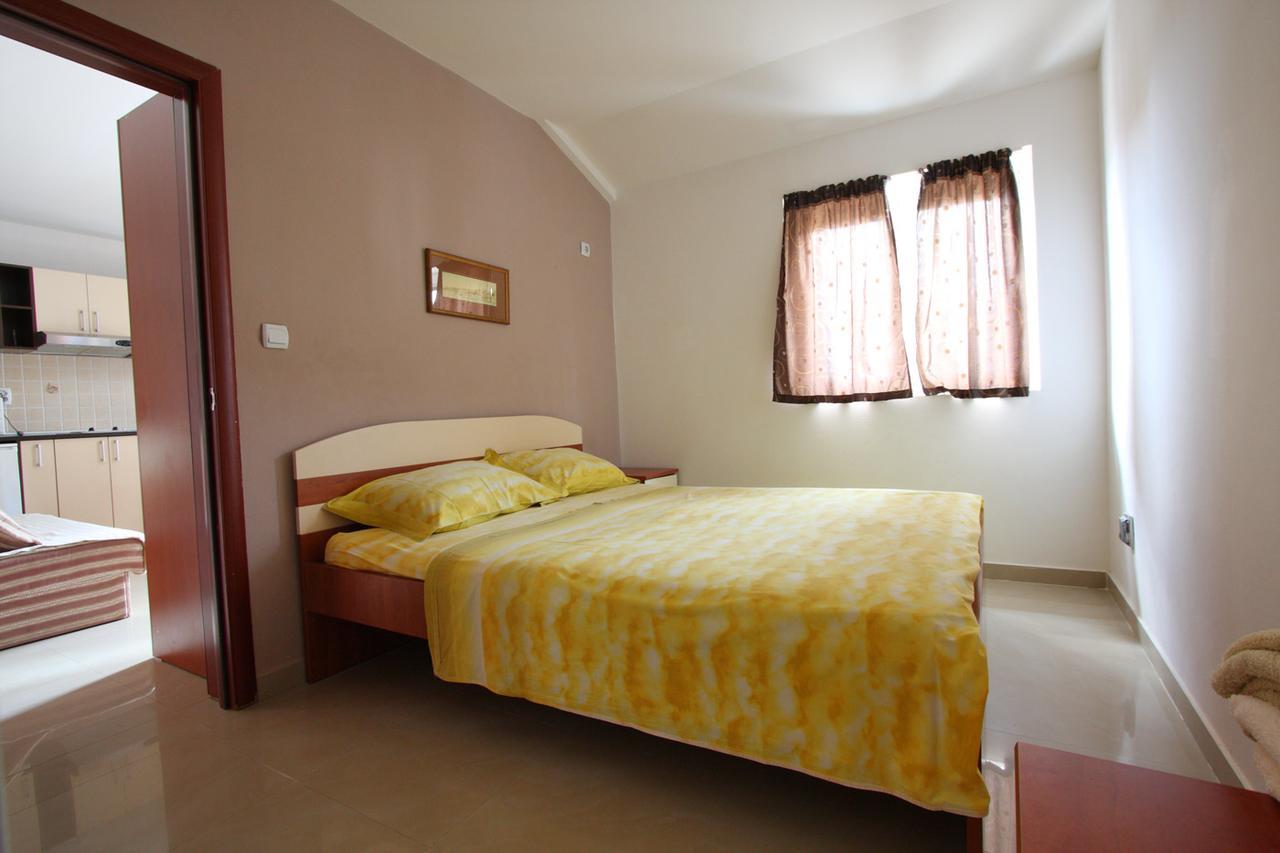Apartmani Irena Petrovac Kültér fotó