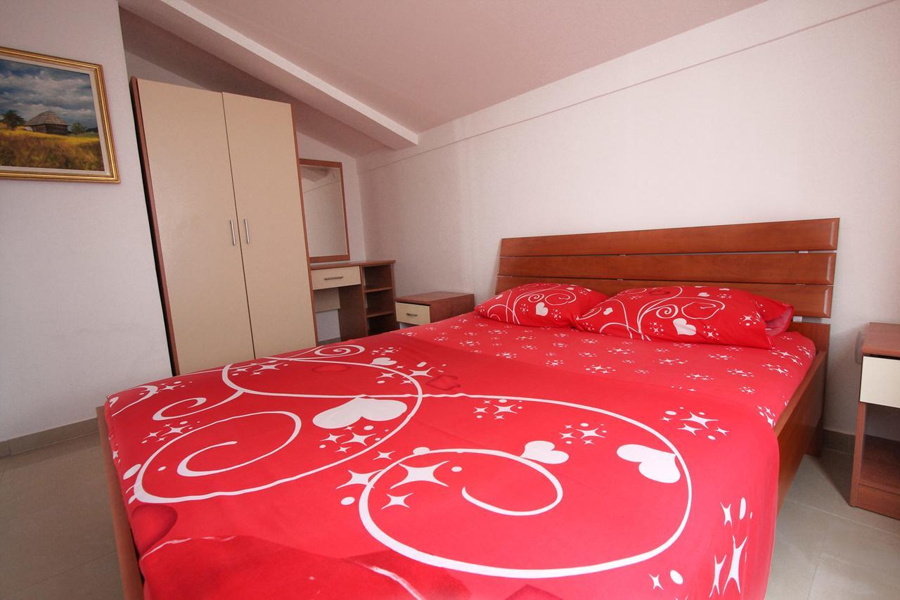 Apartmani Irena Petrovac Kültér fotó