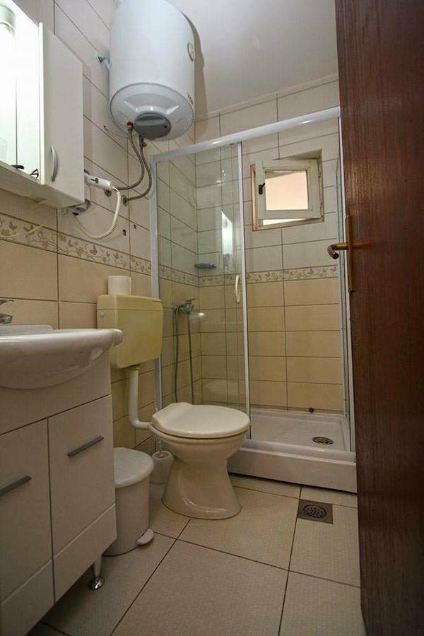 Apartmani Irena Petrovac Kültér fotó