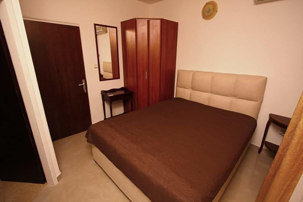 Apartmani Irena Petrovac Kültér fotó